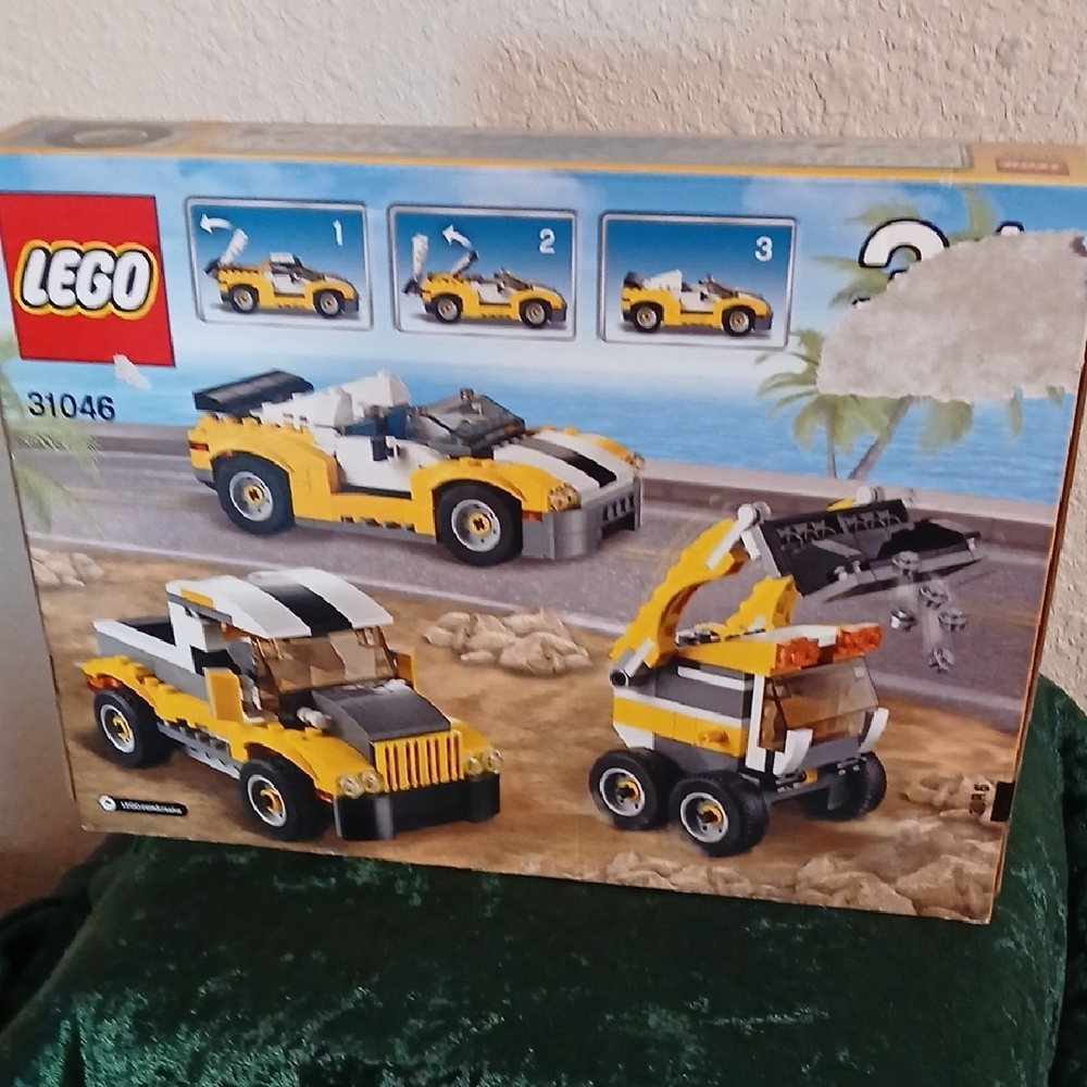 LEGO Creator 3-in-1 Yellow Sports Car Set - Picture 7 of 7
